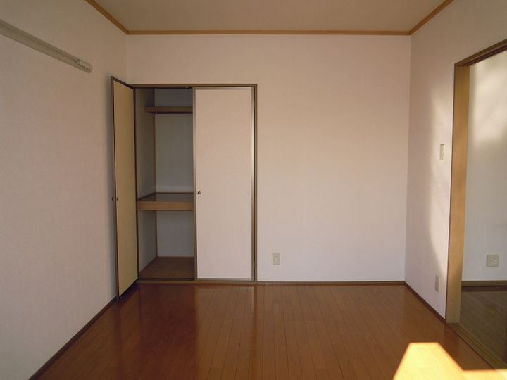クレイモアの内装