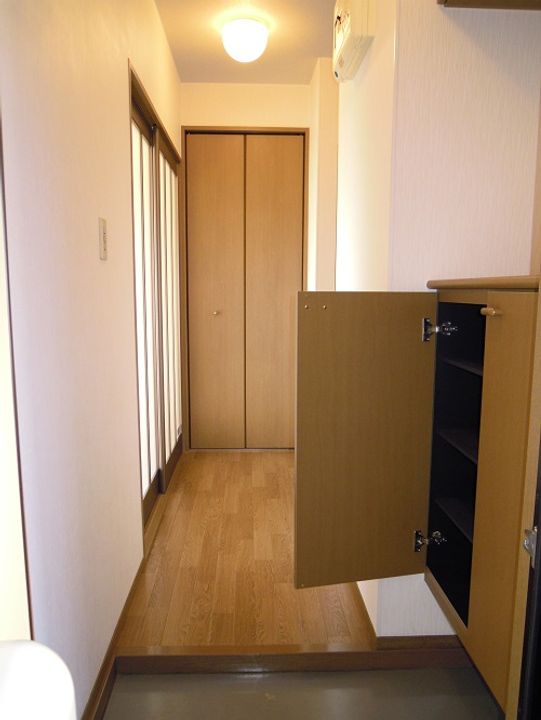クレイモアの玄関