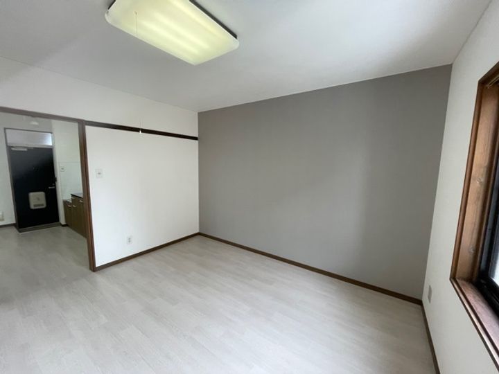 ポピュラスの居間