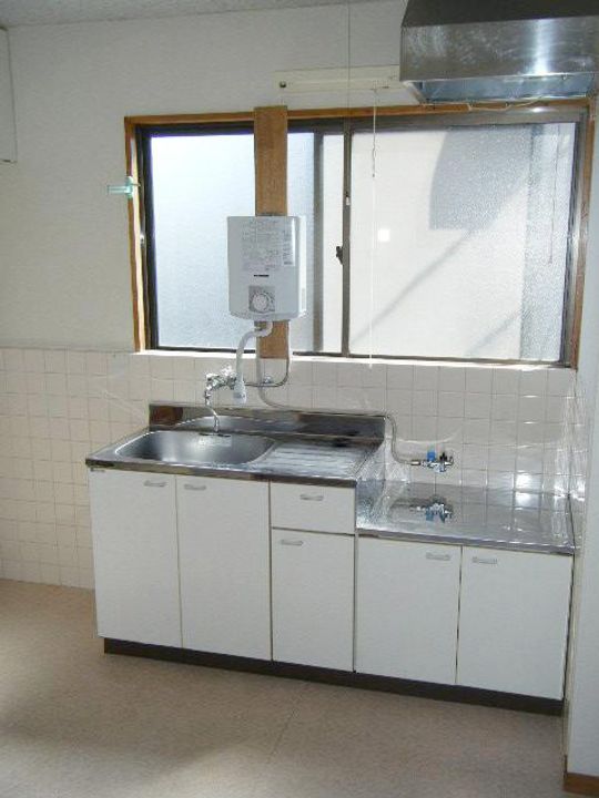 グランフォートみまやビルのキッチン