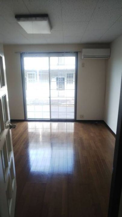 ヒルトップ御城 Bの居間