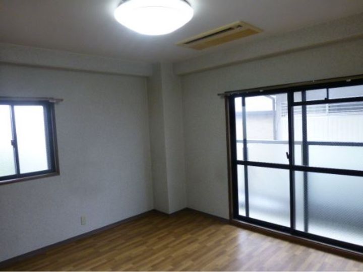 田渕ビル城西町の内装