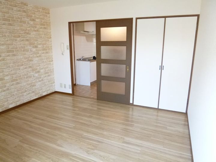 田中マンションの居間