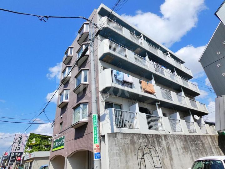 徳丸マンション第二の外観