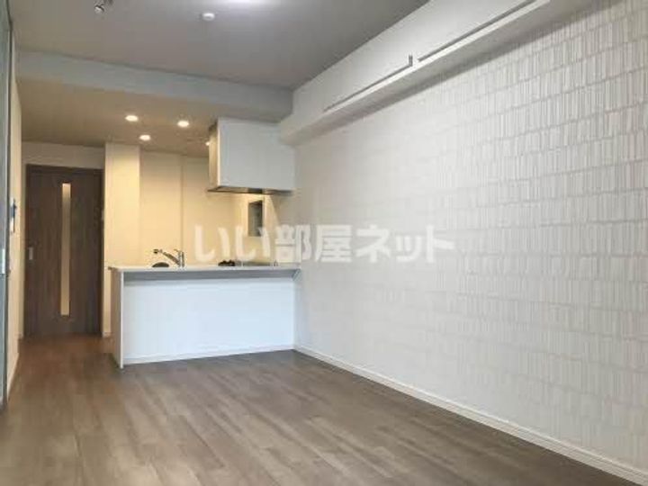 広島県広島市中区大手町3(マンション)の賃貸物件の居間