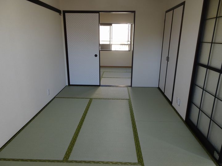 タウニィヤマダの居間