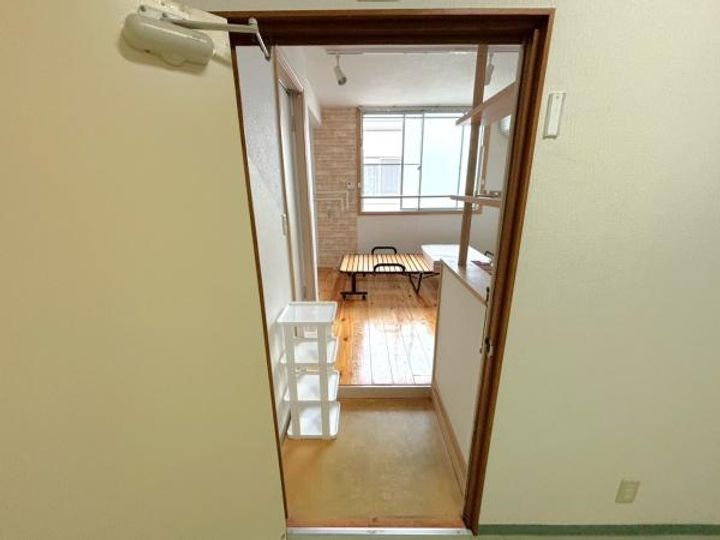 センバ&フェニックスの玄関