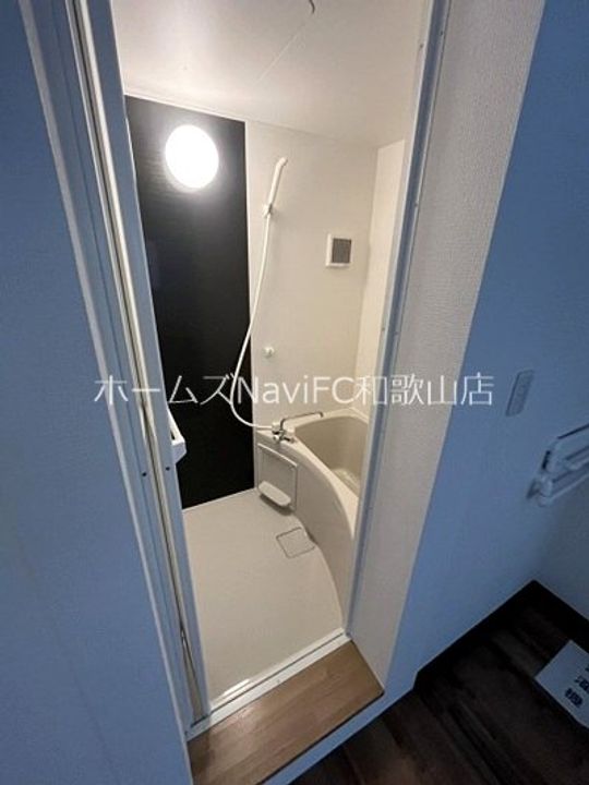 和歌山県和歌山市鳴神(一戸建)の賃貸物件の風呂