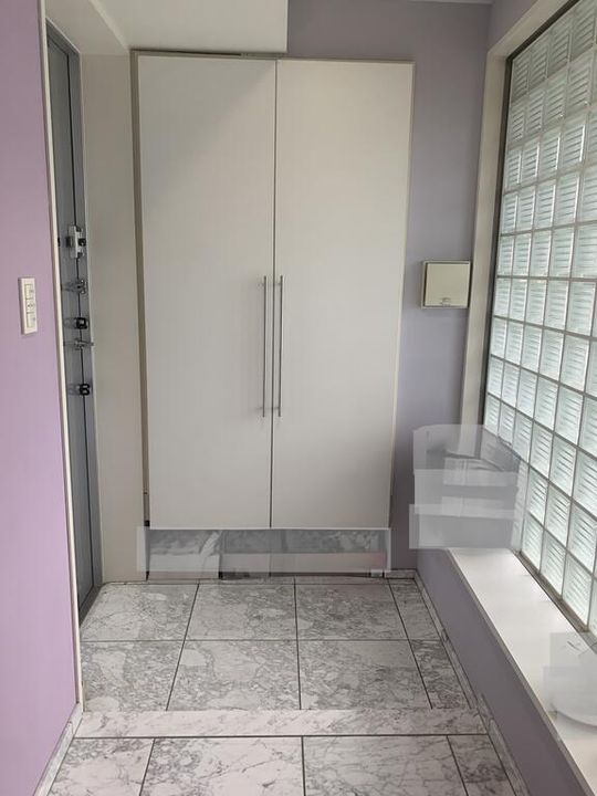 ファーロ南青山の玄関