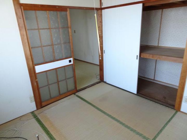 山口県岩国市元町2(アパート)の賃貸物件の居間