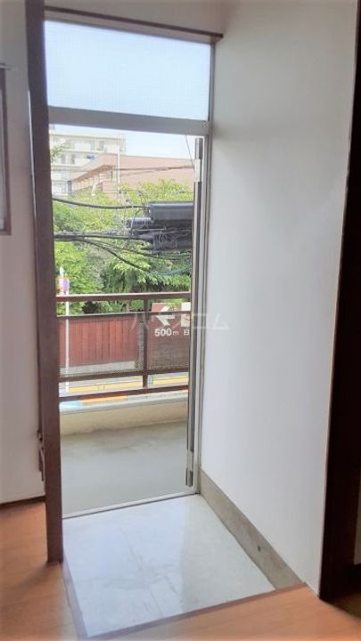 山田屋荘の玄関