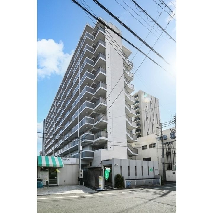 EMYU新町の外観