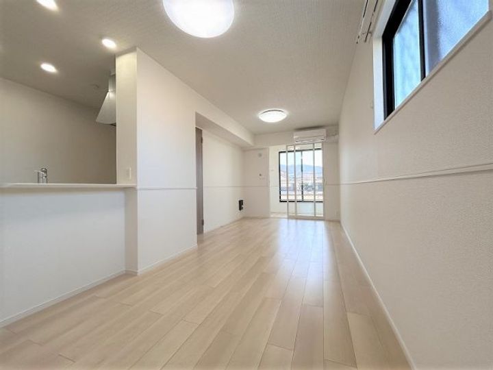 ボンシャンス Aの居間