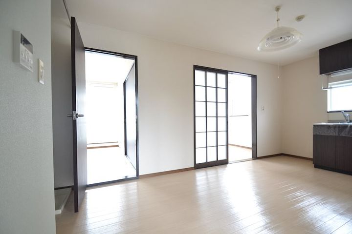 たちばな(橘)の居間