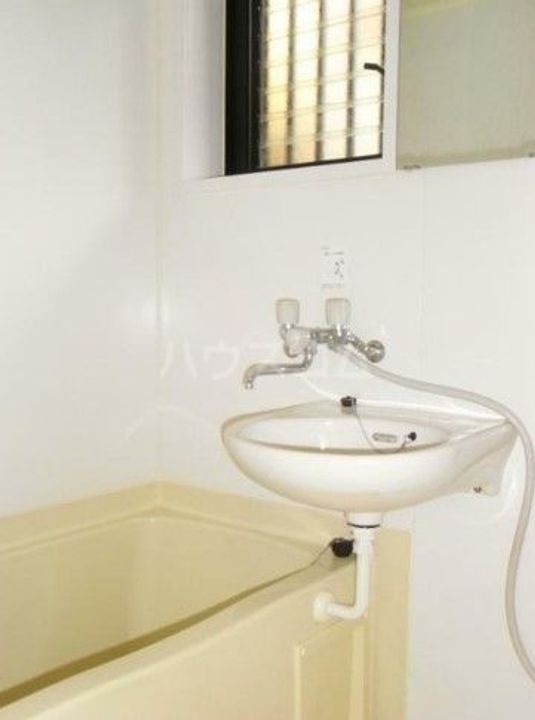 東京都府中市多磨町2(アパート)の賃貸物件の風呂