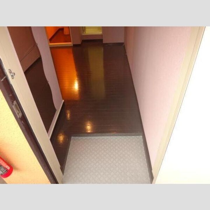 ビューパレス越路の玄関