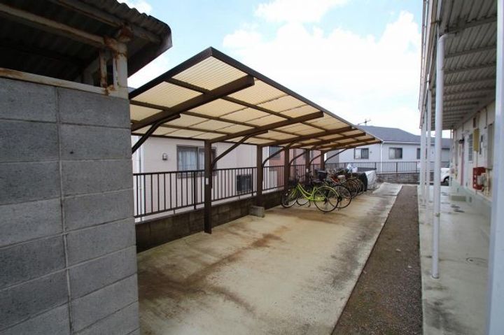 リエスあさか根岸台A・B棟の地図