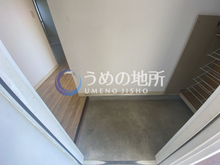シティベール山村IIIBの玄関