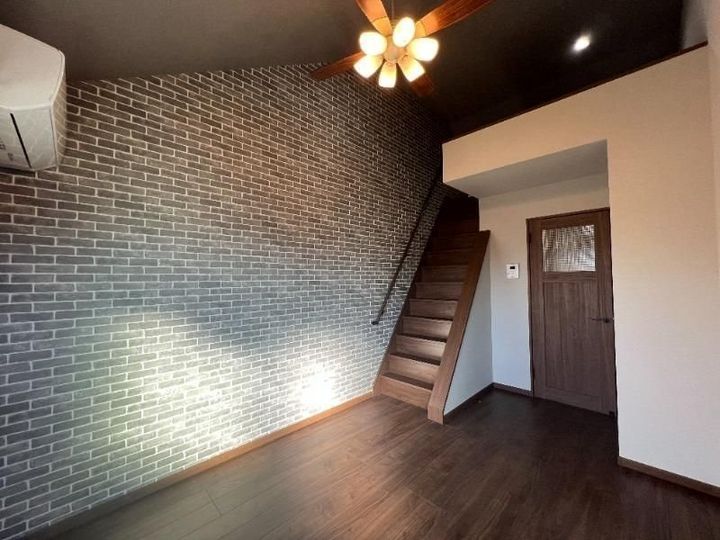 Galleria Idogaya(ガレリアイドガヤ)の居間