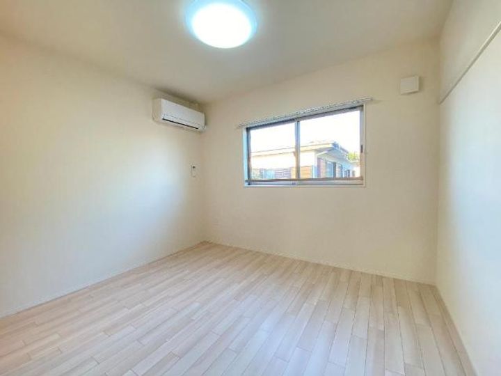 ヴィア・ラッテアIIの内装