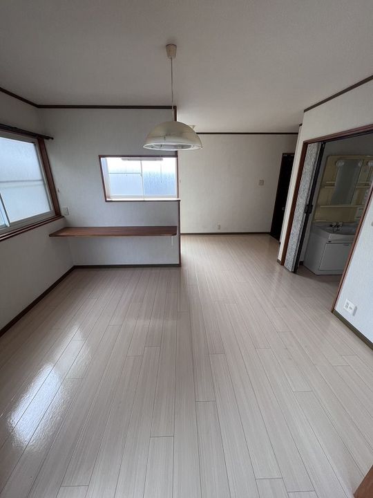 ヴィラ大新田の居間