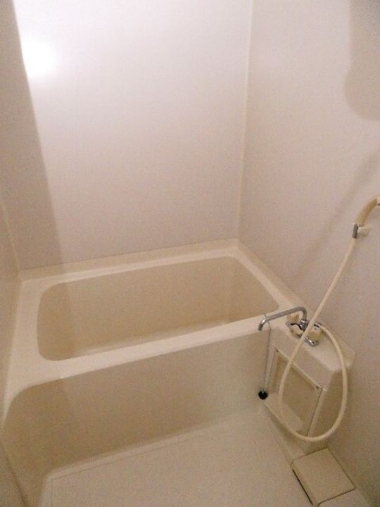 ソリオ花畑の風呂