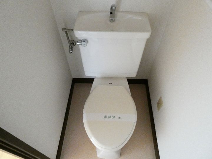 ソリオ花畑の内装