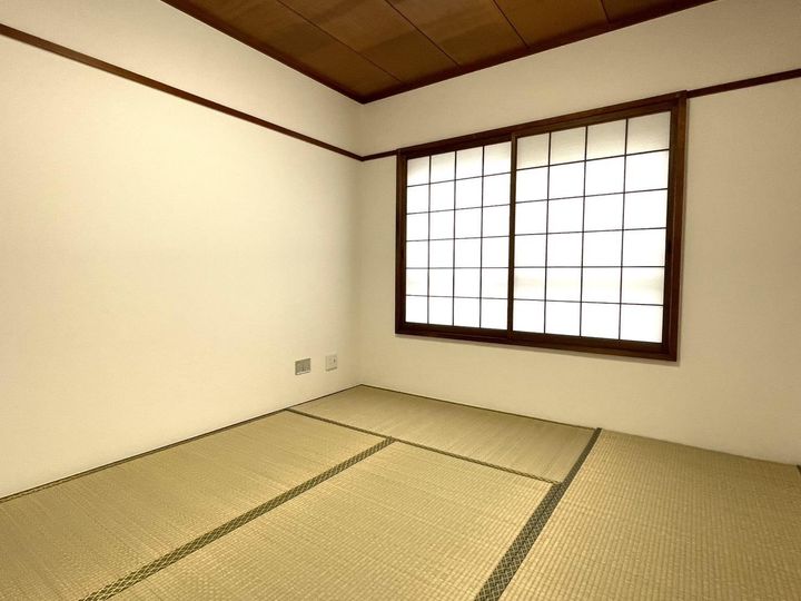 名鉄旭前ハイツF棟209号室の内装