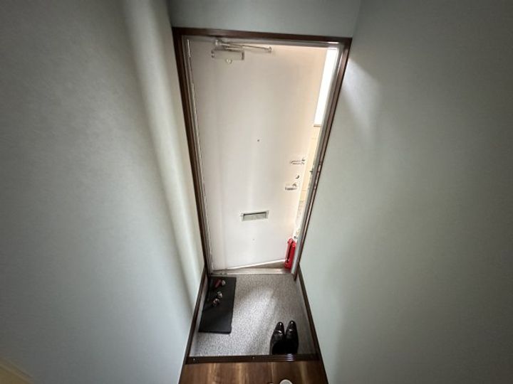 神奈川県川崎市宮前区鷺沼4(マンション)の賃貸物件の玄関