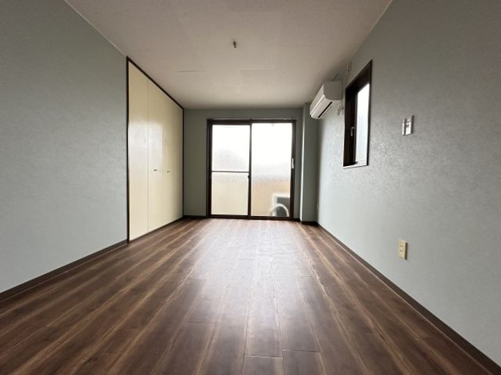 神奈川県川崎市宮前区鷺沼4(マンション)の賃貸物件の居間