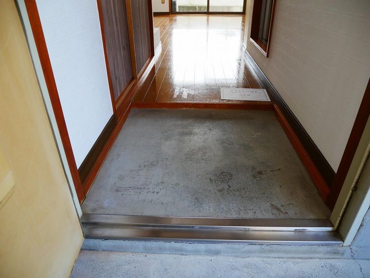 トリムハウスの玄関