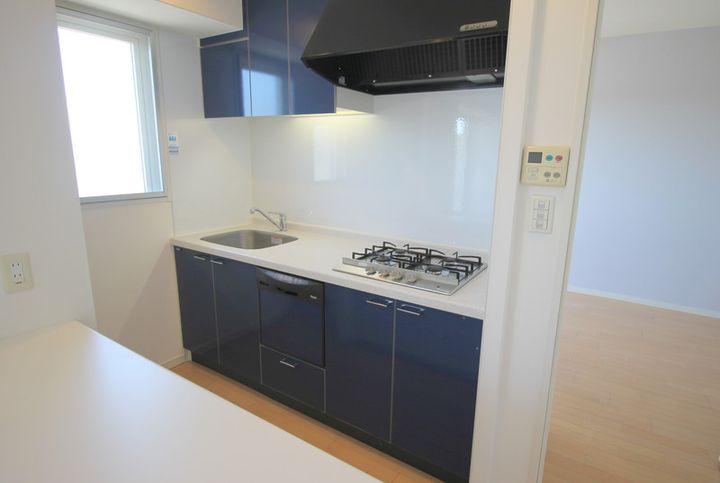 大阪府豊中市西泉丘3(マンション)の賃貸物件のキッチン