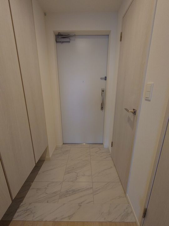 東京都中央区勝どき4(マンション)の賃貸物件の玄関