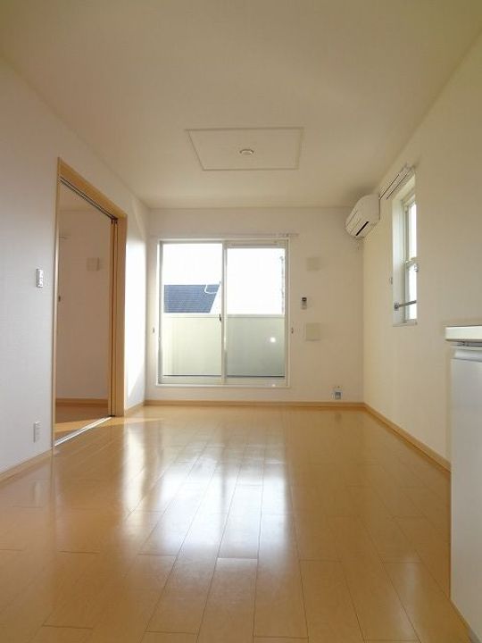 クラ-ルCの居間