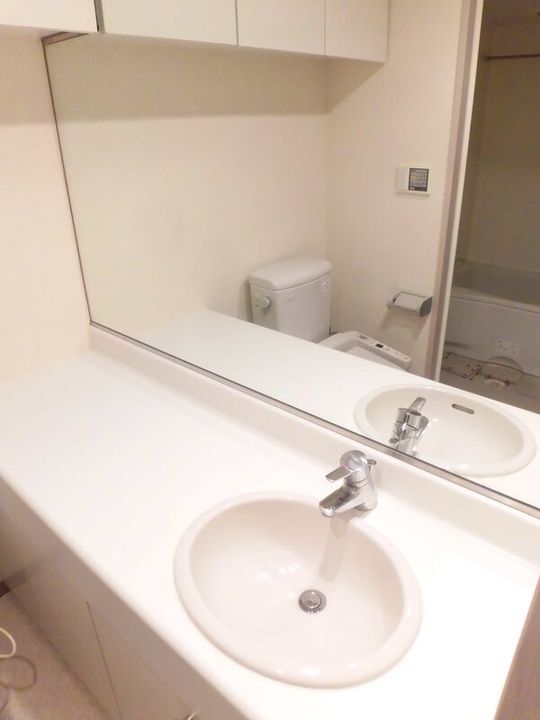 東京都新宿区西新宿6(マンション)の賃貸物件の内装