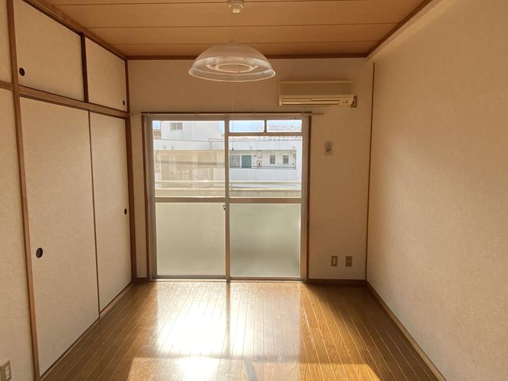 健マンションの内装