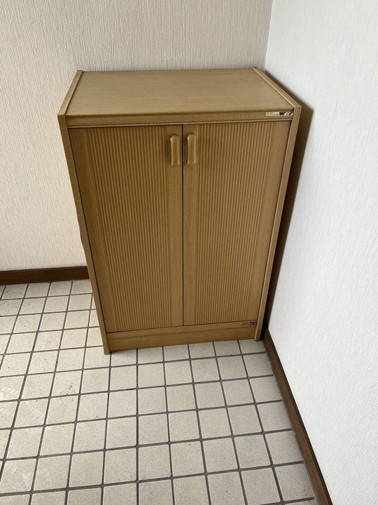健マンションの玄関