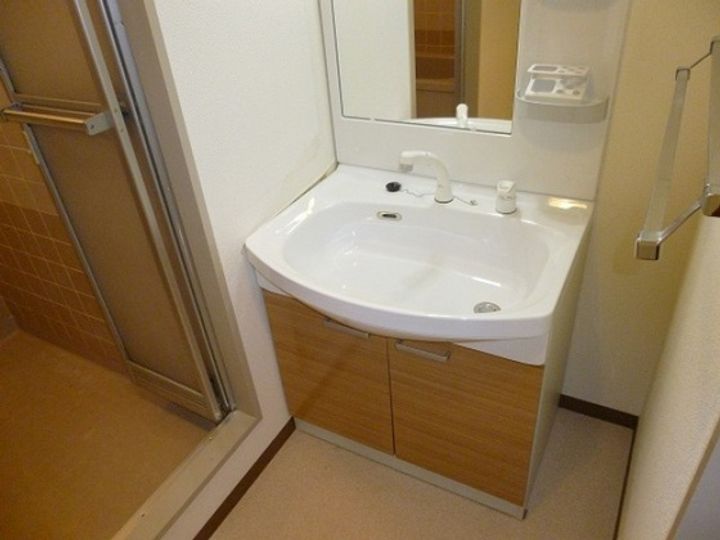 EFT-牛田東の内装