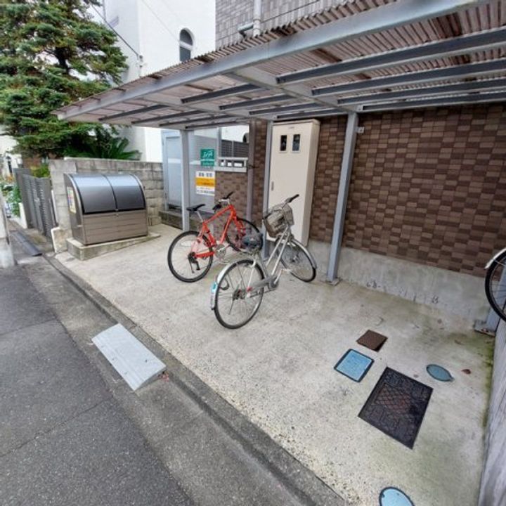 サンヴァレー南雪谷の地図