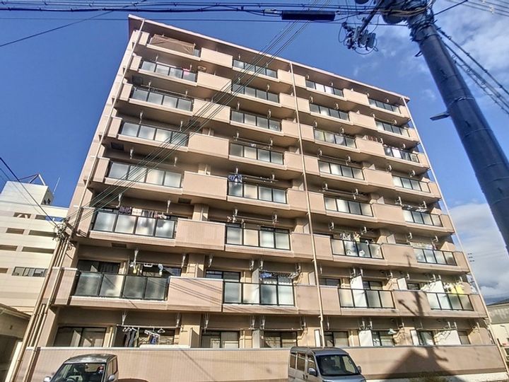 滋賀県東近江市八日市本町(マンション)の賃貸物件の外観