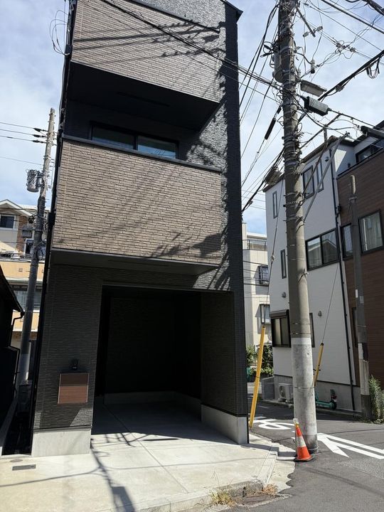 神奈川県横浜市中区石川町5(一戸建)の賃貸物件の外観