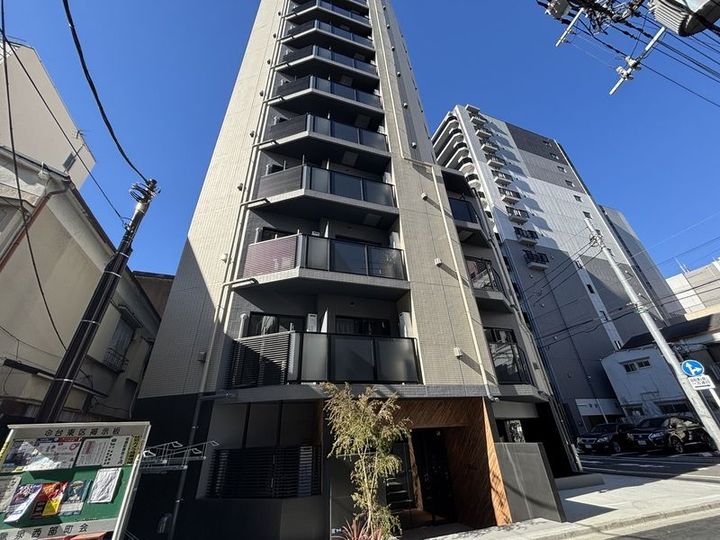東京都台東区竜泉1(マンション)の賃貸物件の外観