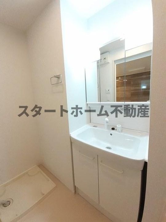 エクラデサージュ見能林Iの内装