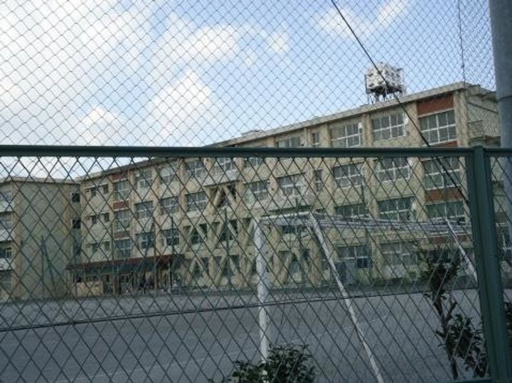 アネックスヤブタの周辺