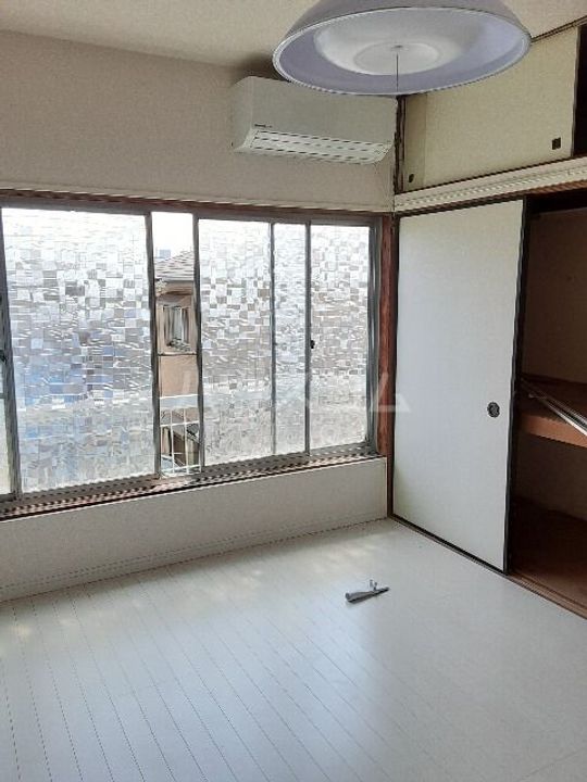 ユナイト石川町MISUGIの居間