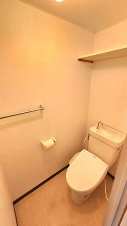 STビルNo.13の内装