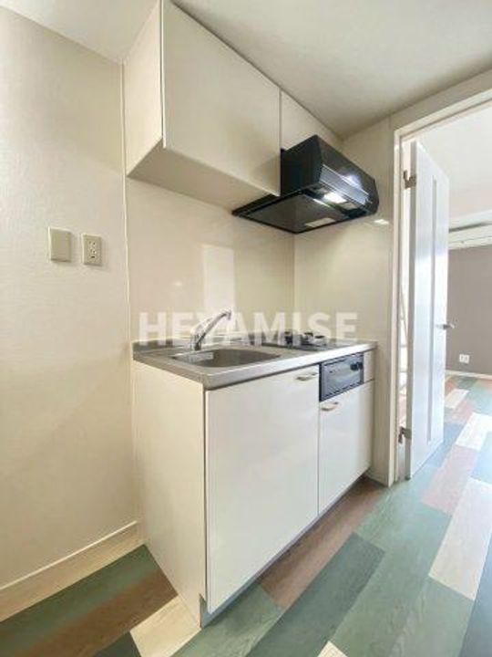 modern palazzo 文教東のキッチン