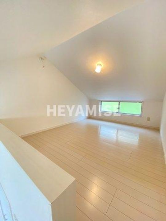 modern palazzo 文教東の内装