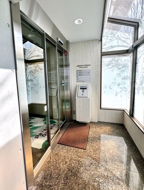 パラッツォ大山の内装