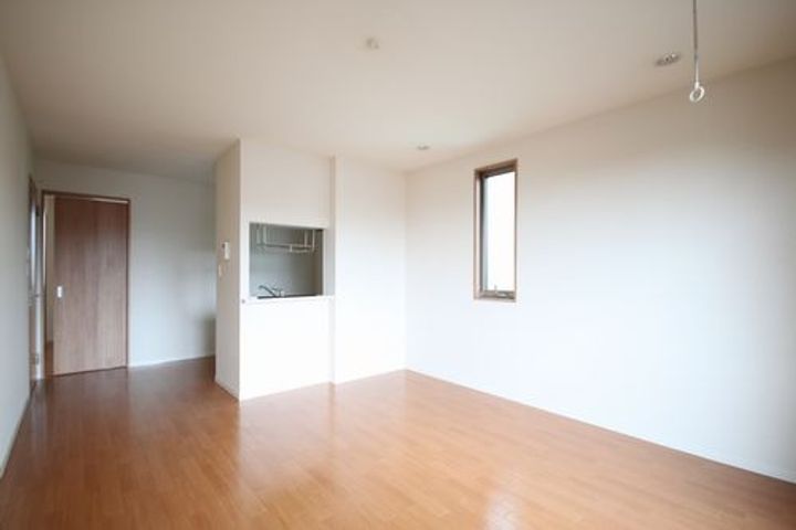 ピースロードハイムIIの居間